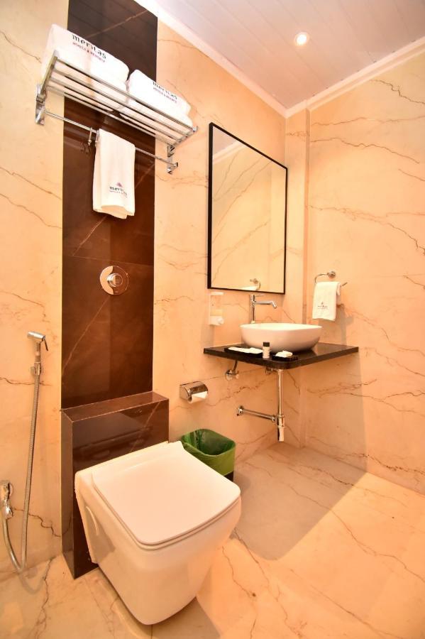 Meritas Aura Resort Lonavla Exterior foto